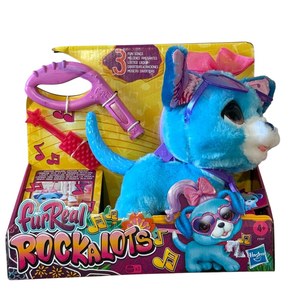 NWT Furreal rockalots dog.